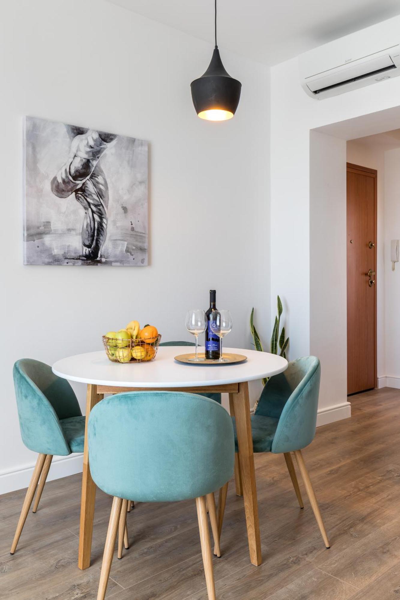 Romantic Apartment With Balcony Split Exteriér fotografie